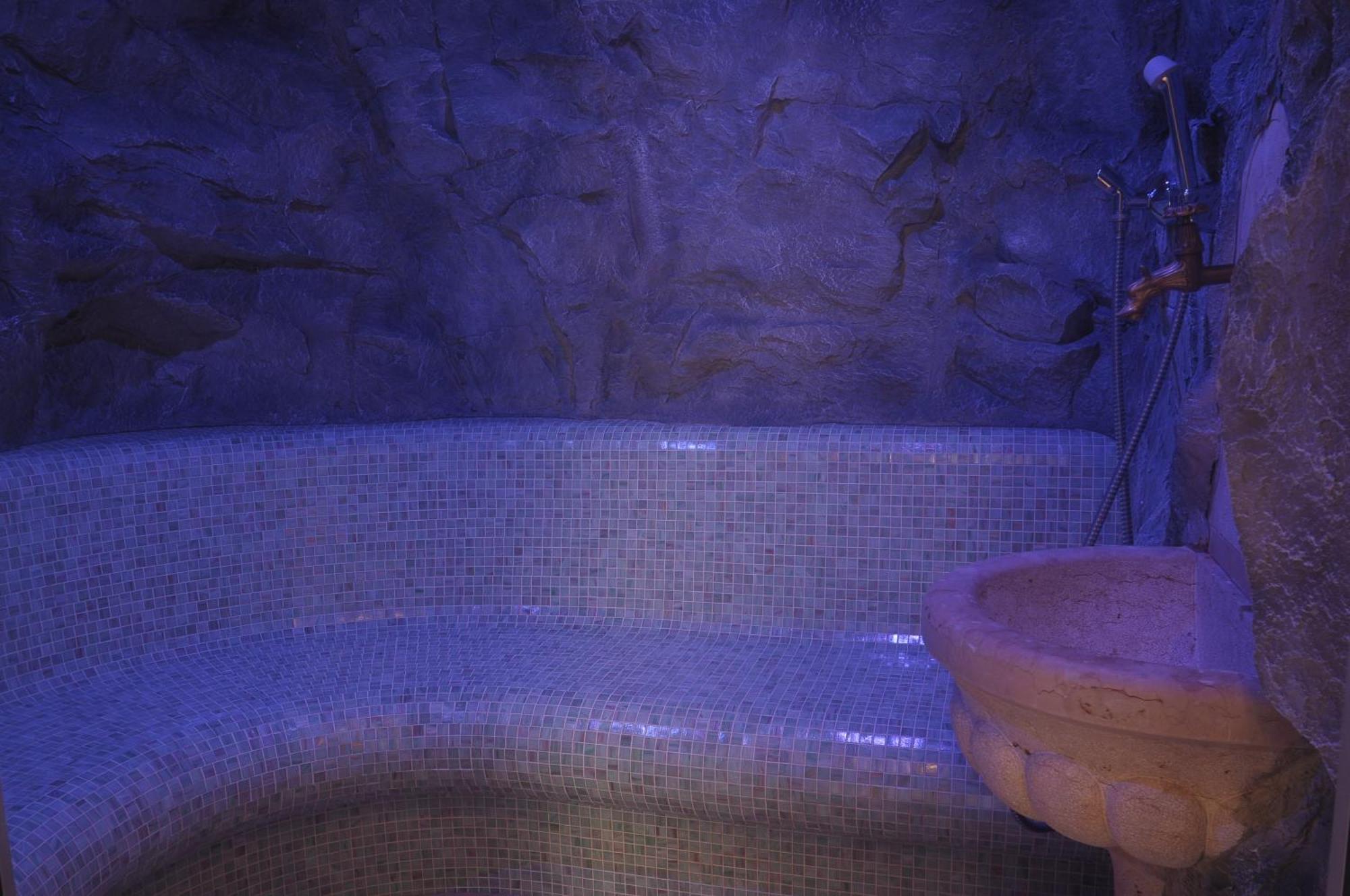 Hotel Bellaria Levico Terme Kültér fotó
