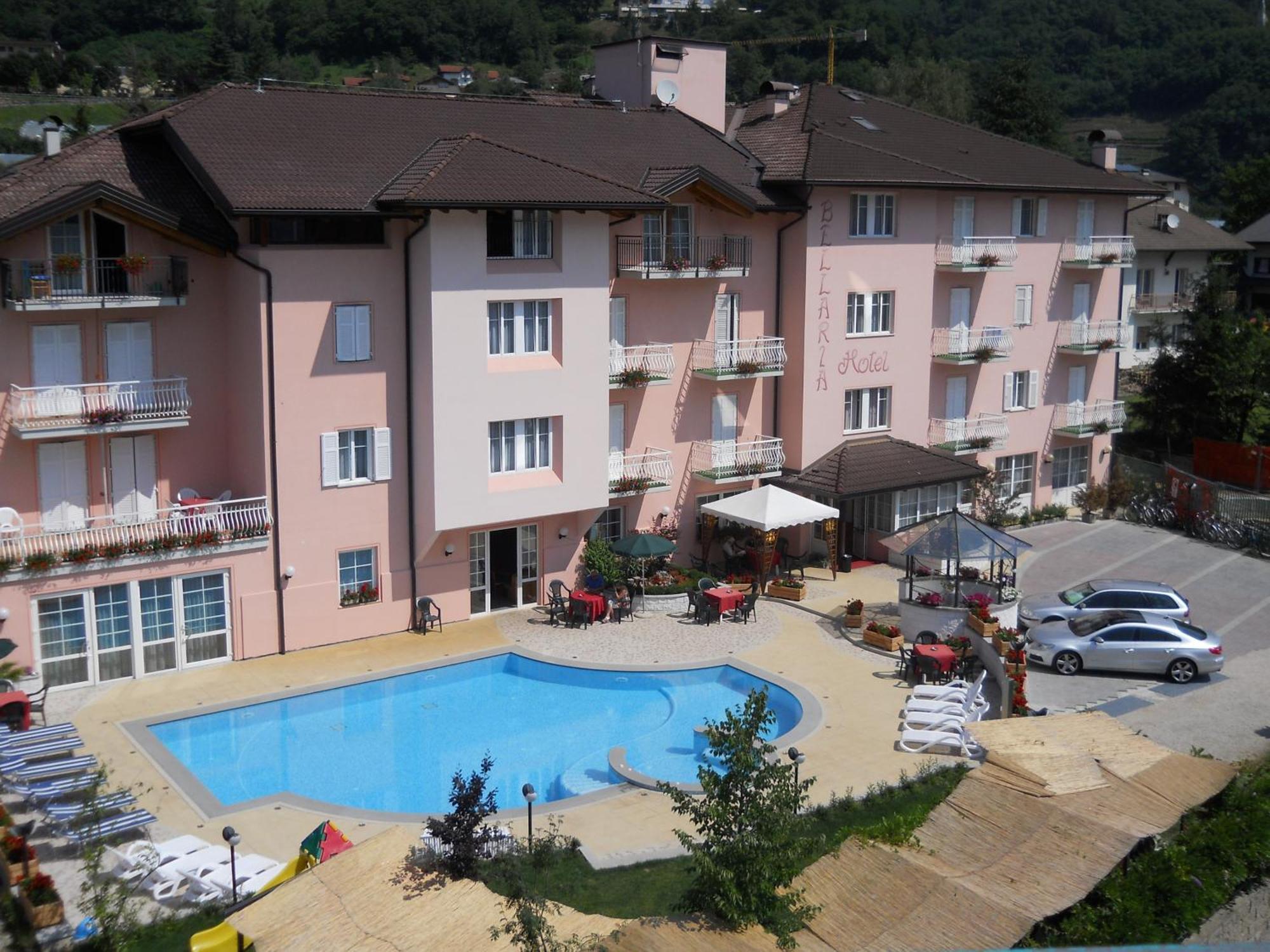 Hotel Bellaria Levico Terme Kültér fotó