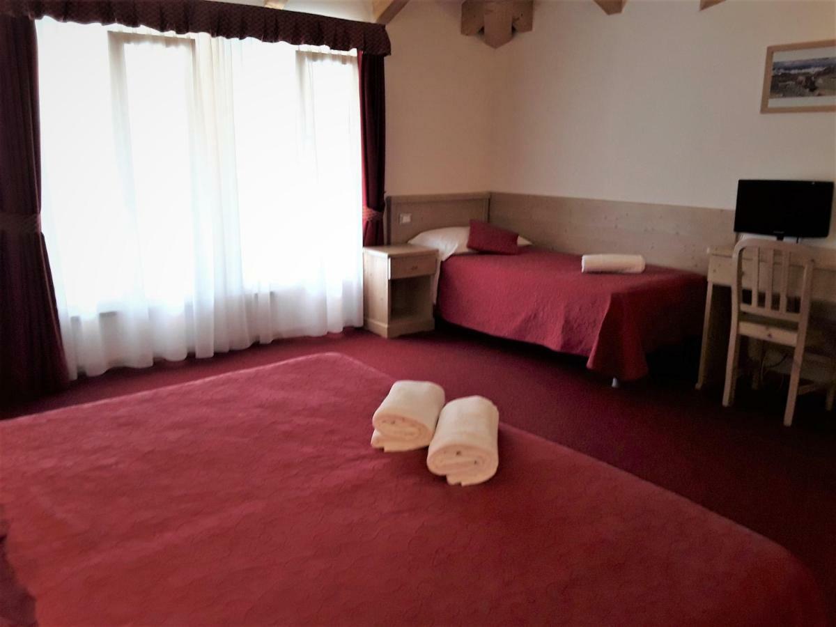 Hotel Bellaria Levico Terme Kültér fotó