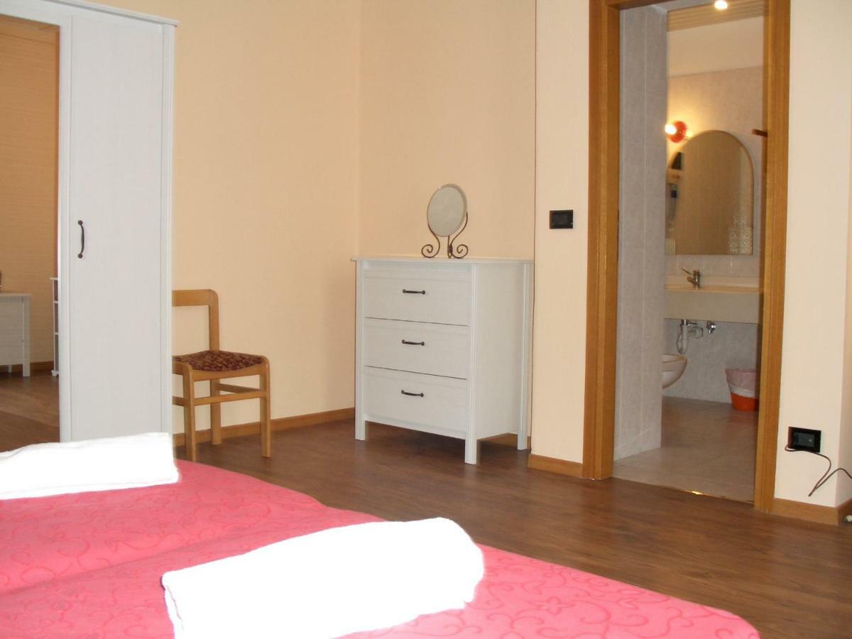 Hotel Bellaria Levico Terme Kültér fotó